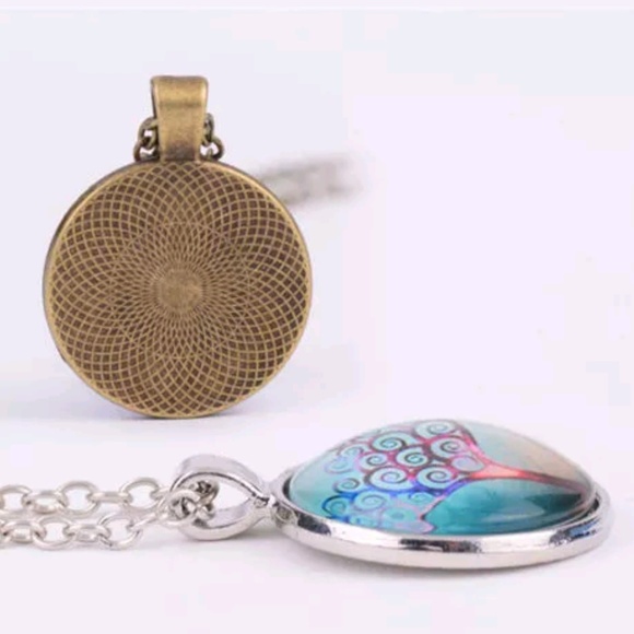 Flower Power Sugar Skull Silver & Glass Necklace - Picture 3 of 8